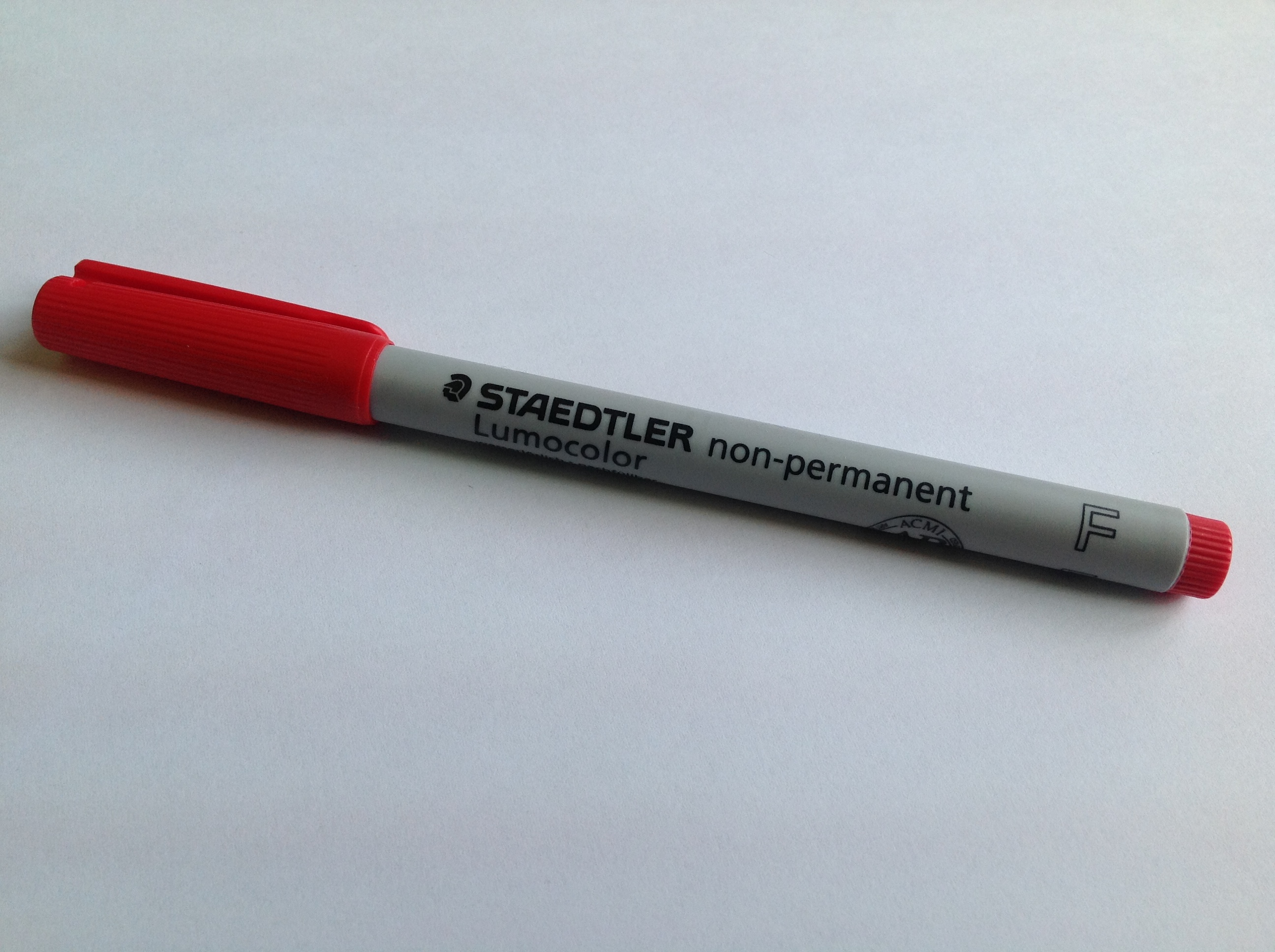 Non Permanent Red Pen Fine